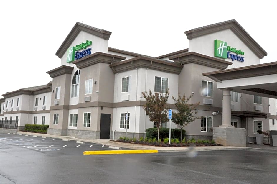 Holiday Inn Express Hotel & Suites Jackson