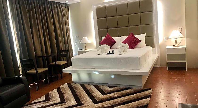 Treasure Island Hotel With Mini Water Adventure