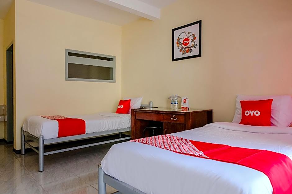 OYO 1289 Cbr Residence