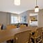 Sonesta Simply Suites Baltimore BWI Airport