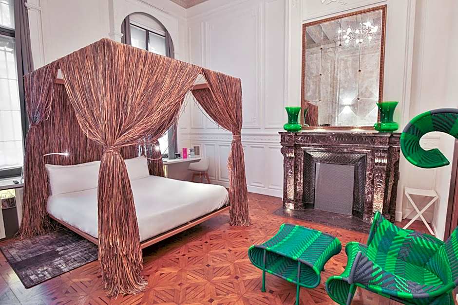 Hotel C2