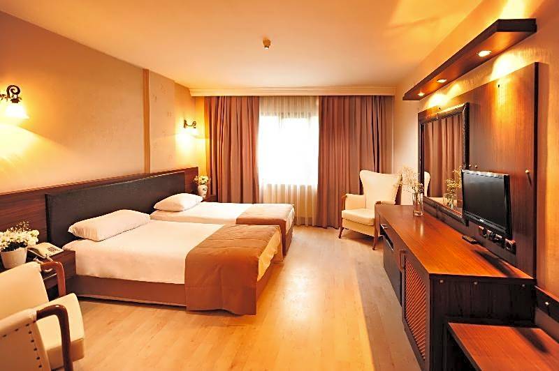 Ustun Hotel Alsancak