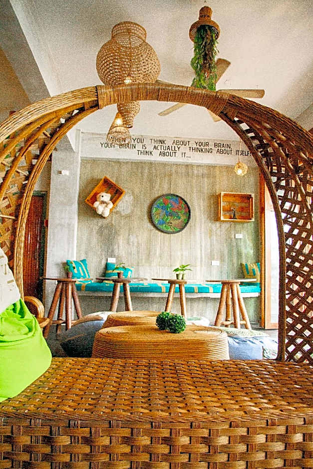 Happiness Hostel El Nido