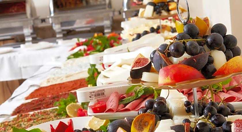 Almadina Hotel Istanbul                                                                    