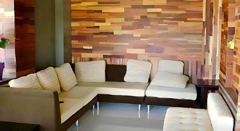 B2 Buriram Boutique and Budget Hotel