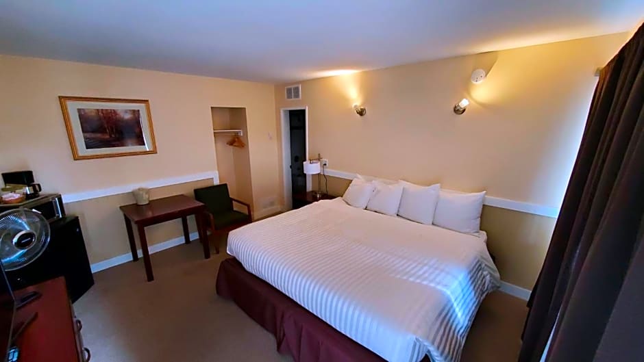 Comox Valley Inn & Suites