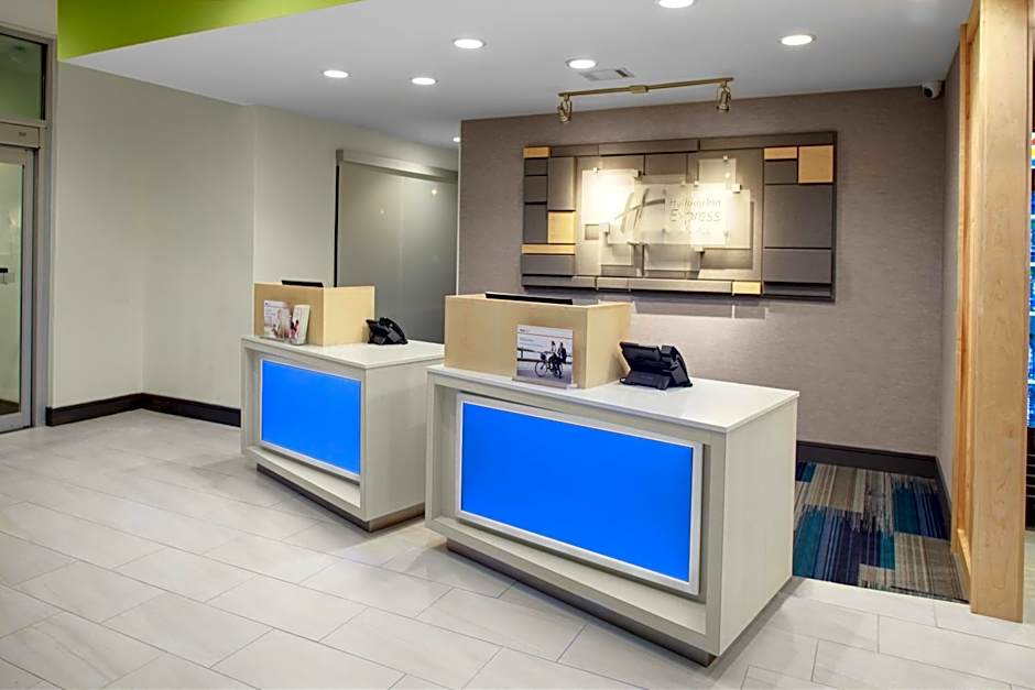 Holiday Inn Express & Suites Houston NW - Cypress By IHG