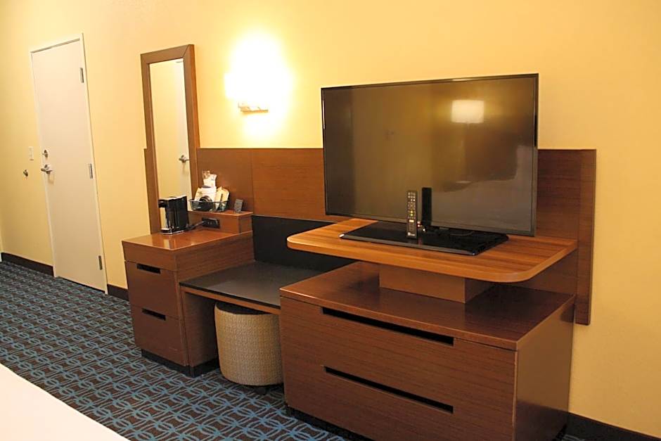 Fairfield Inn & Suites by Marriott Detroit Lakes