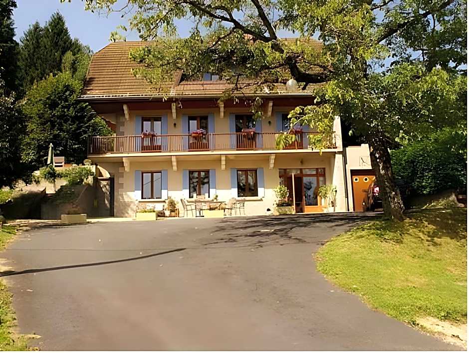 La Maison du Chevalier - Chambres et tables d'hotes - adults only