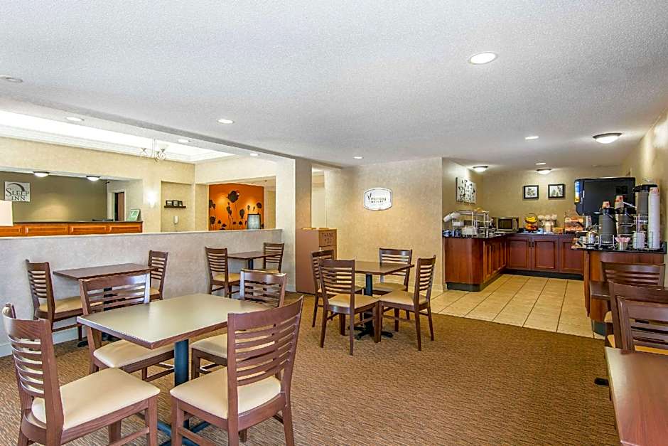 Spark by Hilton Fredericksburg Southpoint