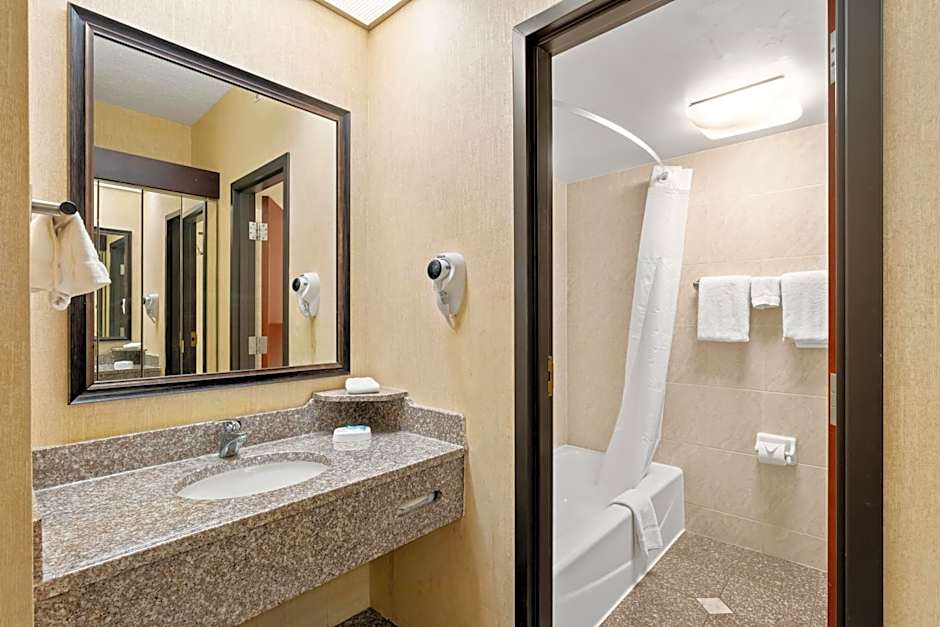 Prado Hotel by Choice Hotels