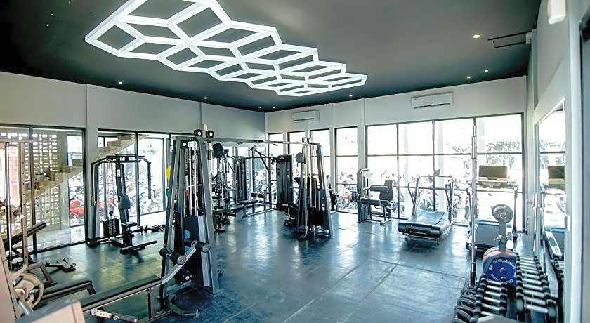 Front One Hotel Purwodadi