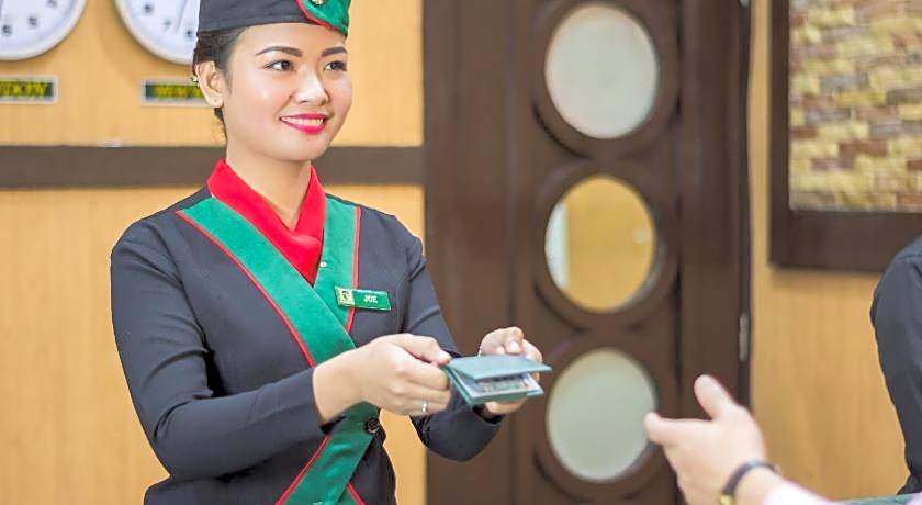 Eurotel Las Pinas Hotel