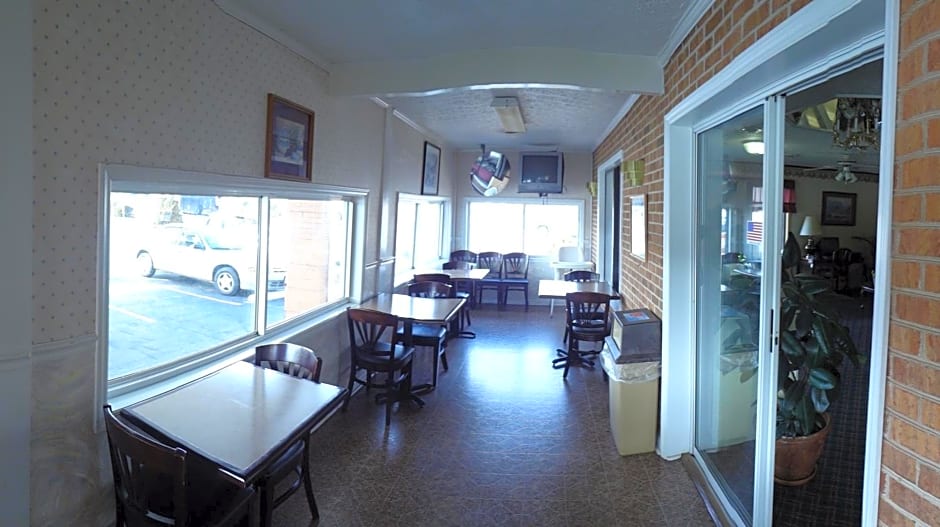 Super 8 by Wyndham Hillsville