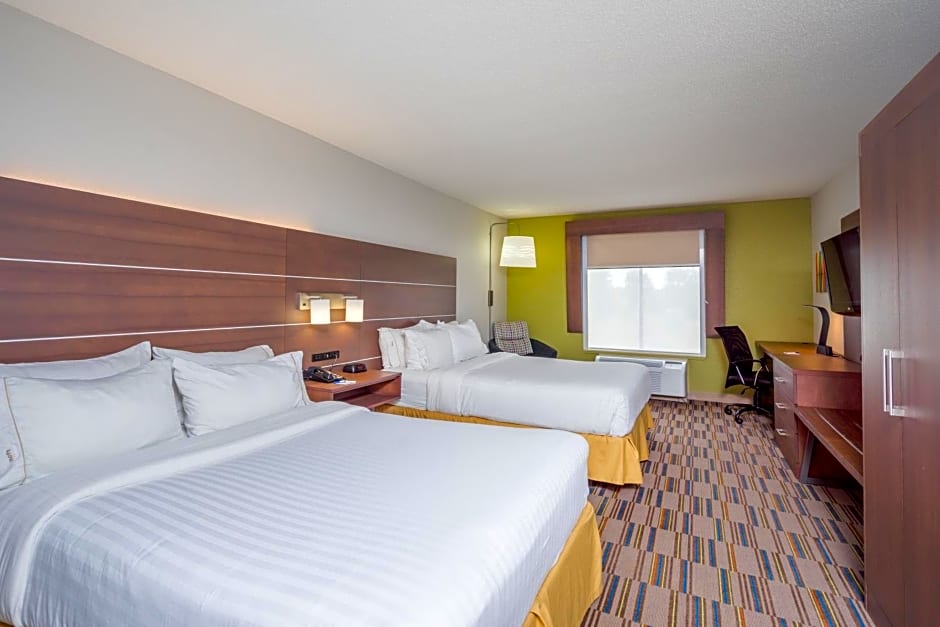 Holiday Inn Express and Suites - Quakertown