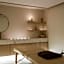 NĒRO Boutique Hotel