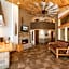 Round Barn Lodge