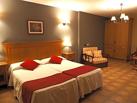 Family Room (4 Adults) - 2 Bedroom