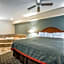 Rodeway Inn Delano