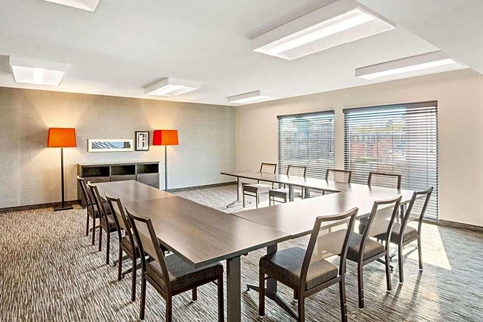Country Inn & Suites by Radisson, Flagstaff Downtown, AZ