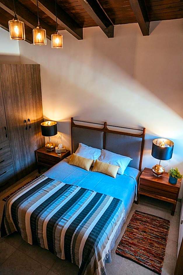 Casa Nachig - 1 a 12 Hu¿edes