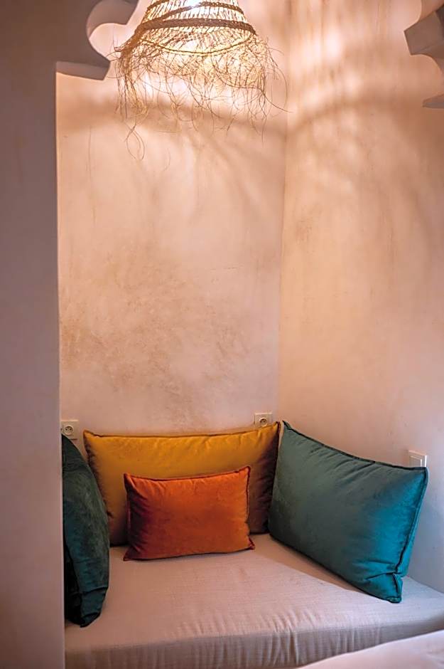 Mama Lova Hôtel, Riad, Restaurant & Spa