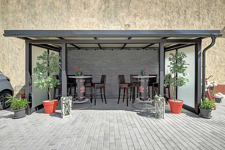 Familia Panzió & Apartmanház Győr