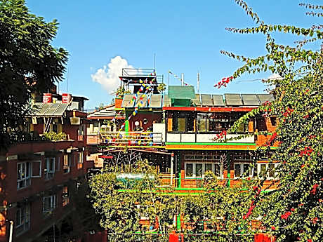 Shangri-la Boutique Hotel