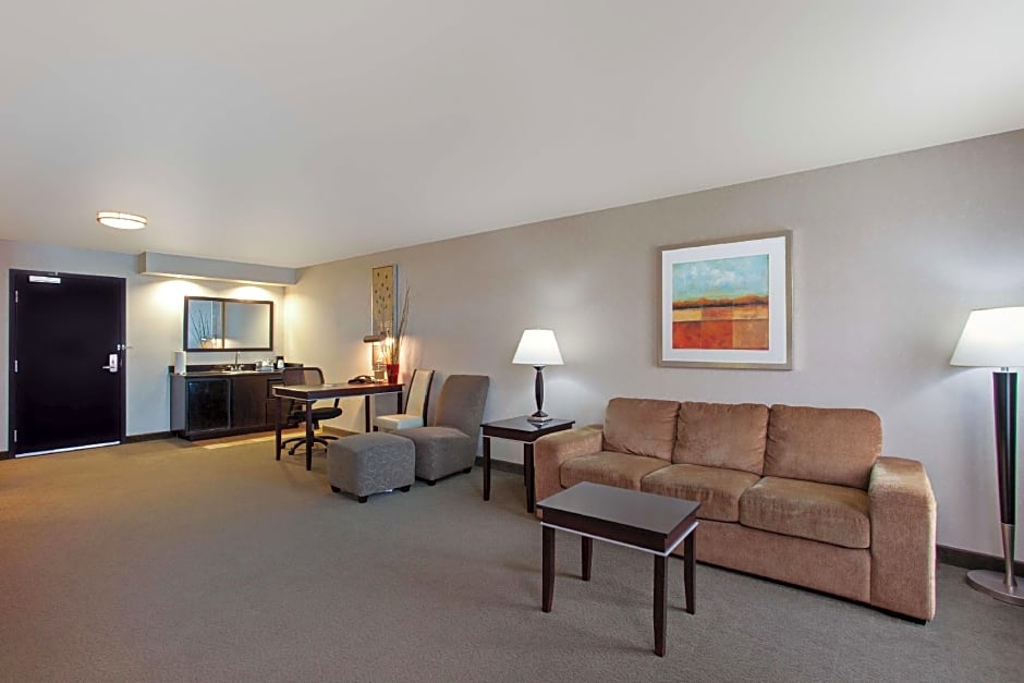 Hampton Inn & Suites Roseville – Roseville, CA