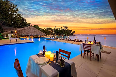 Breakas Beach Resort Vanuatu