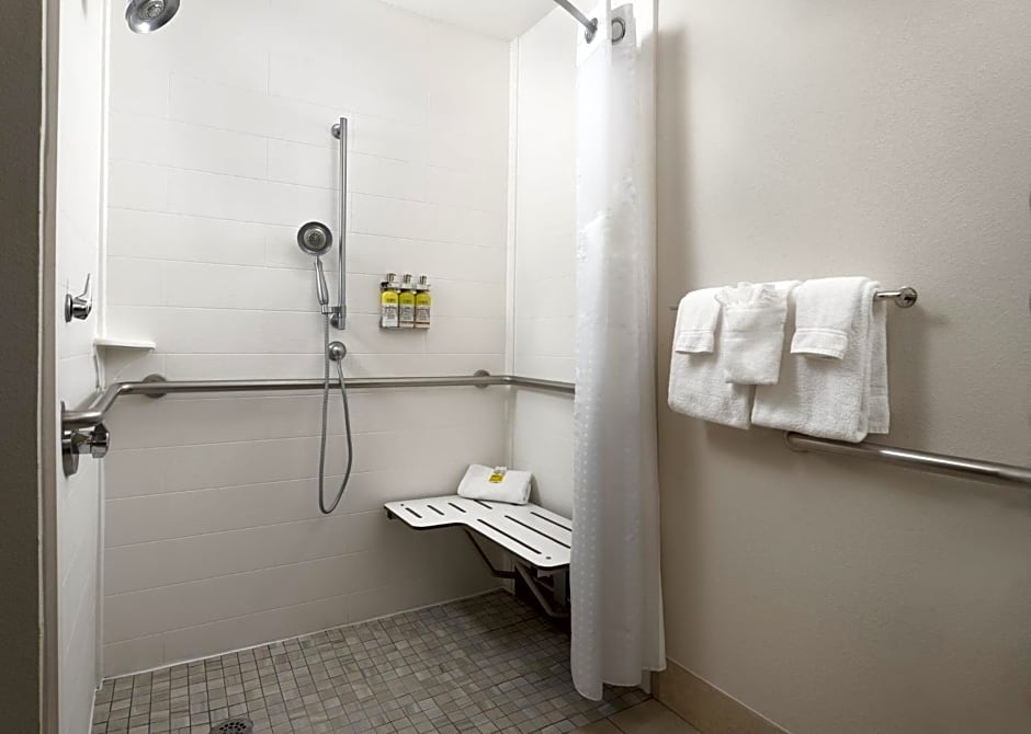 Holiday Inn Express Hotel & Suites Olive Branch, an IHG Hotel