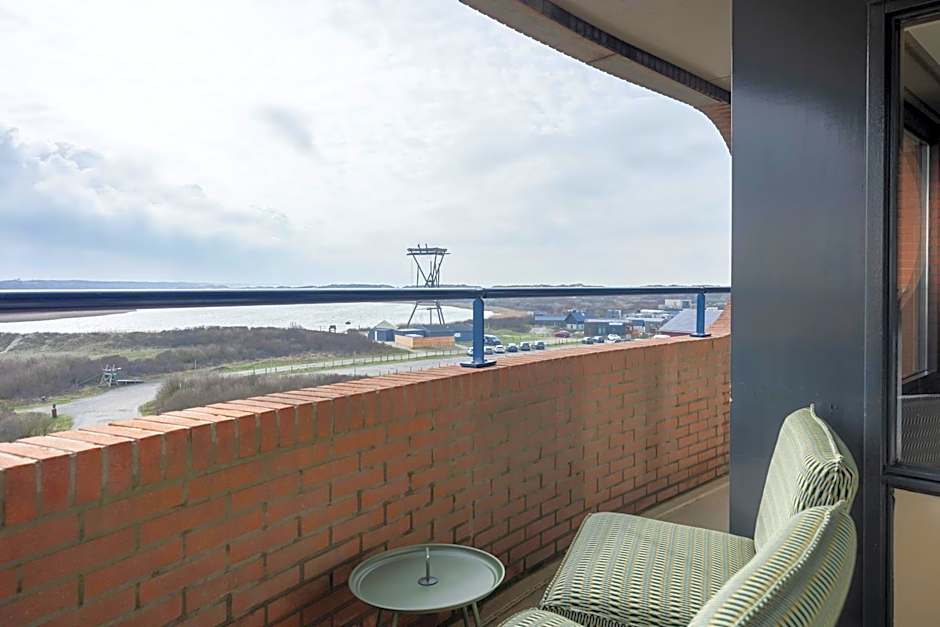 Leonardo Hotel IJmuiden Seaport Beach
