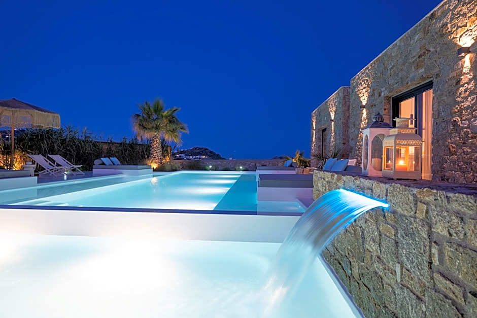 Myconian Theros Luxury Suites