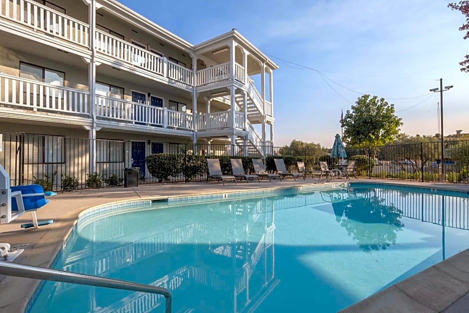 SureStay Hotel by Best Western Fairfield Napa Valley