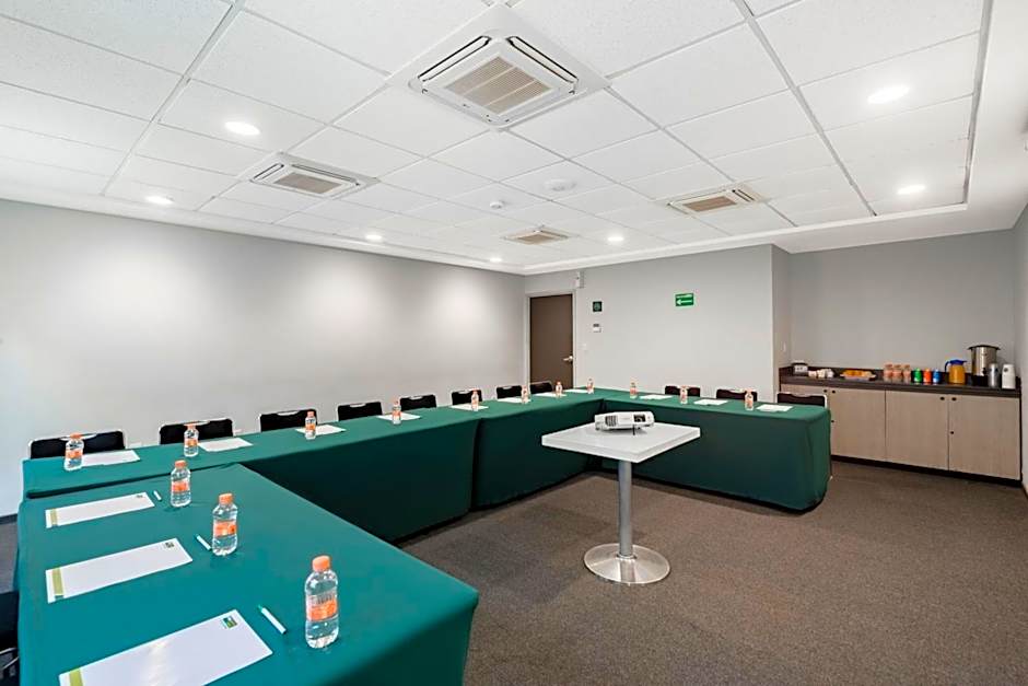 City Express Junior by Marriott Ciudad Del Carmen Aeropuerto