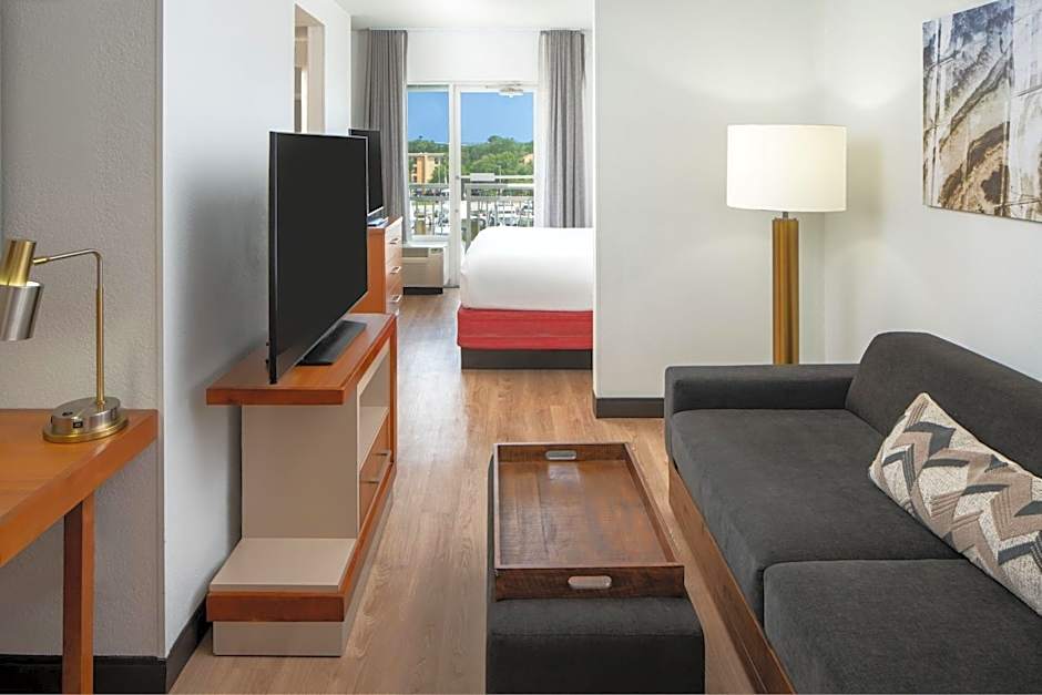 SpringHill Suites by Marriott Charleston Downtown/Riverview