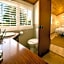 Sienna Lodge