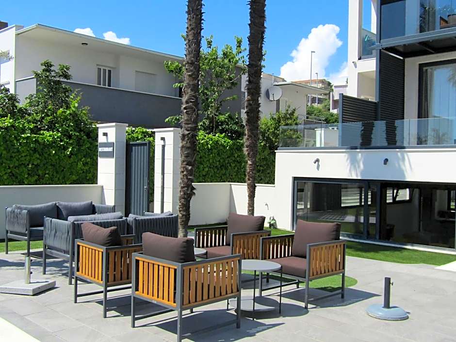 Beach Hotel Božikovina