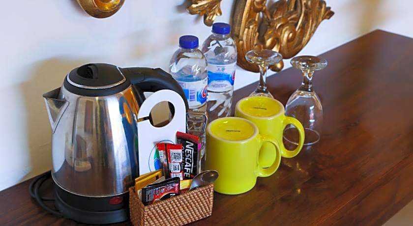 Aquarius Beach Hotel