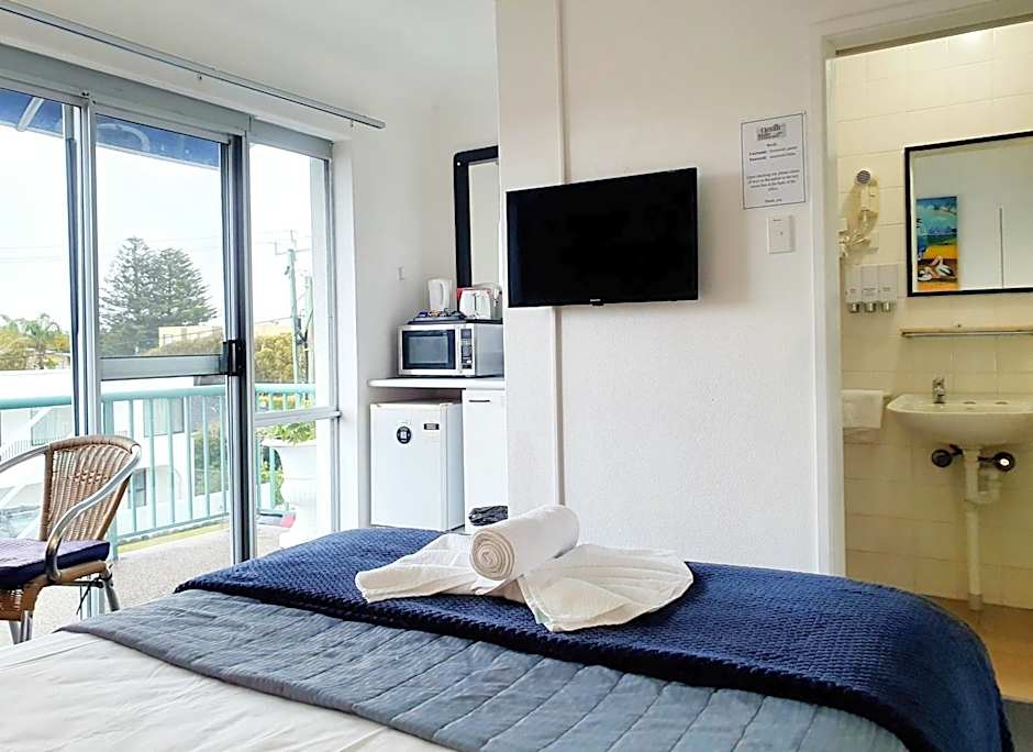 Oceanside Hawks Nest