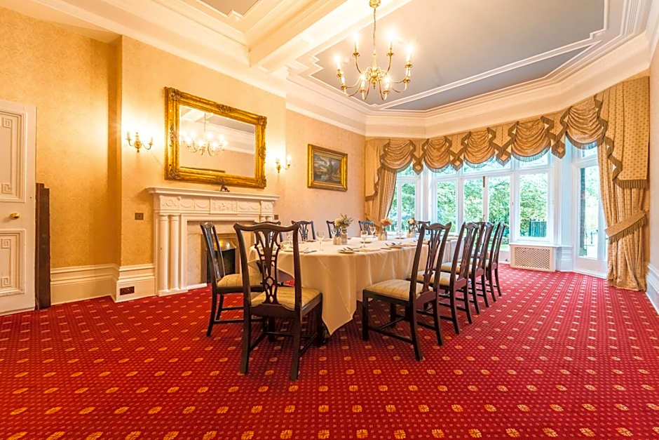 Farington Lodge Hotel