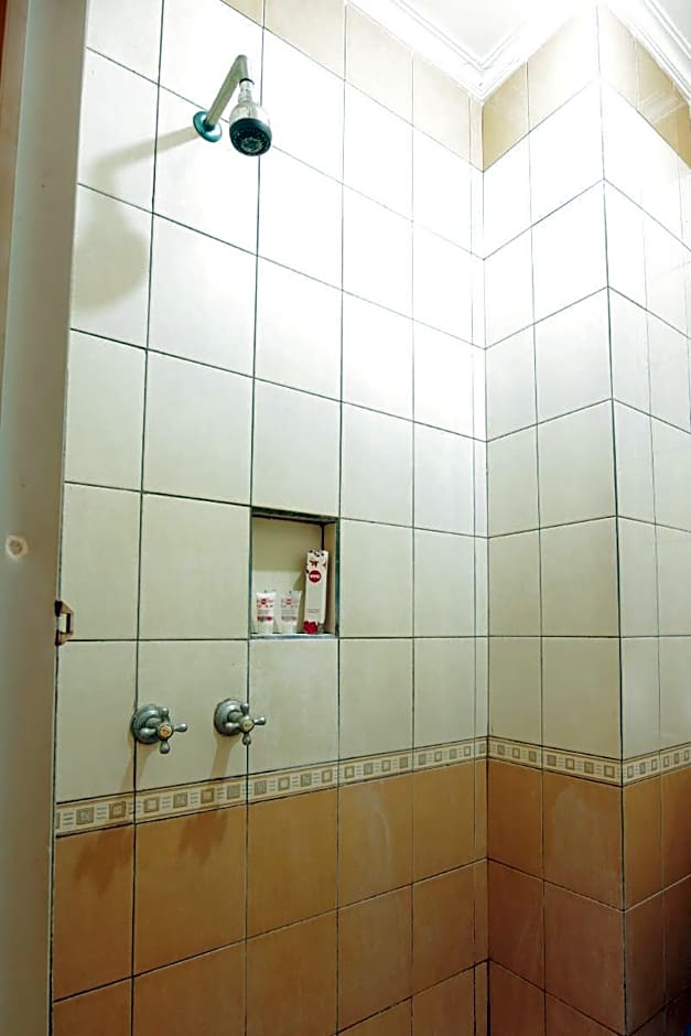 OYO 196 Horizone Residence