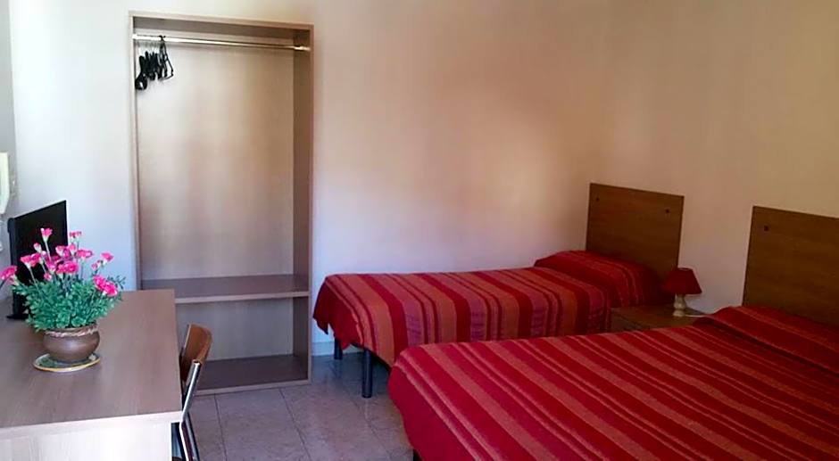 Hotel Pensione Cundari