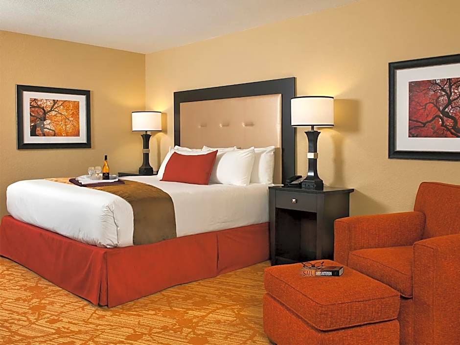 Branson Hillside Hotel