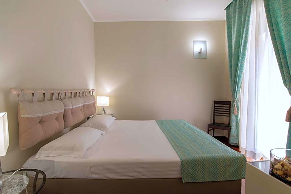 Merulana Inn Guest House