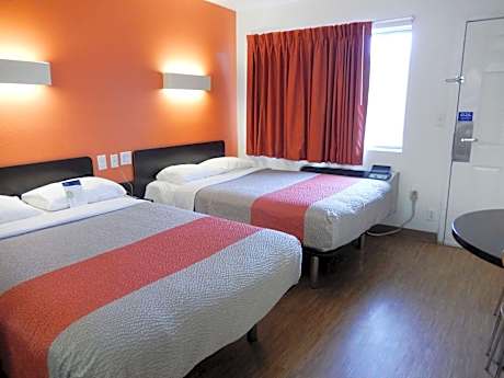 Quadruple Room - Disability Access - Non-Smoking