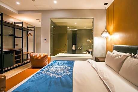 Deluxe Double Room with Bath