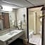 Quality Inn & Suites Salina