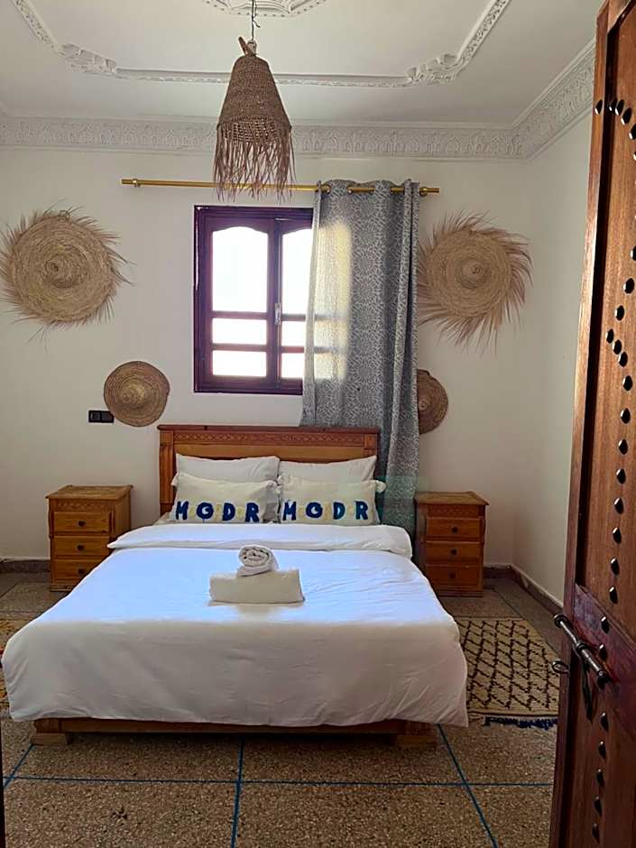 Emallayan Hostel