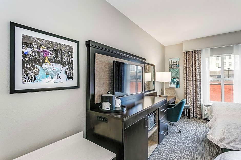 Hampton Inn By Hilton And Suites Mobile-Downtown, Al